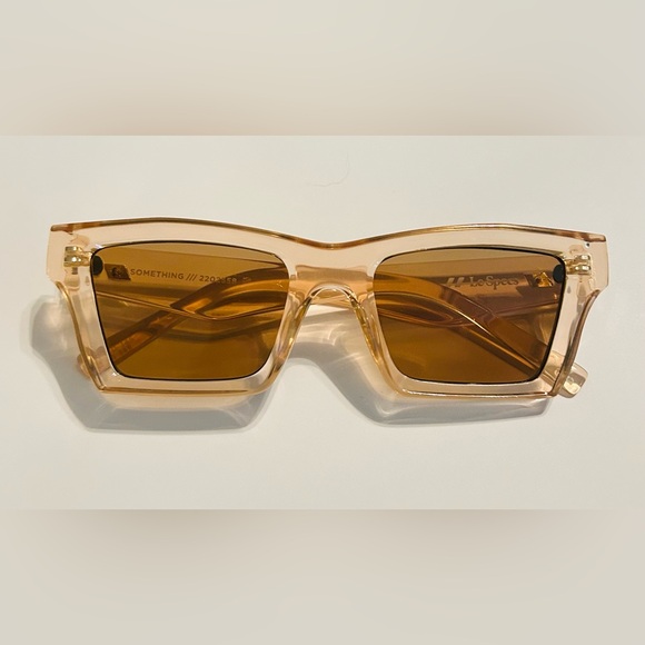 Le Specs Something Peach Sunglasses - Picture 2 of 5